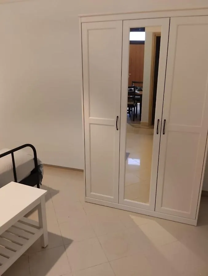Casa Jo Panzió Bari 0*,